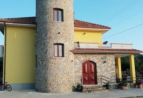 Lainnya Golden House Cheravanna da Marco