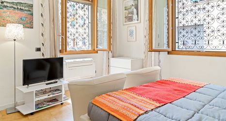 Others 2 Florence San Jacopino Apartment