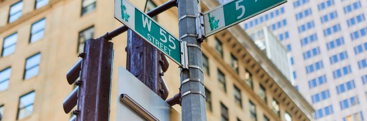 기타 5th & 55th Residence Club