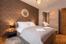 Lain-lain Laufer Apartment