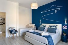 Others Les Suites des Tout le Monde