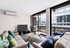 Others 7 Nook Melbourne Russell Street