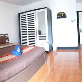 Primary image 1 Secrets Pattaya, Hotel MuNasir Pool Cafe