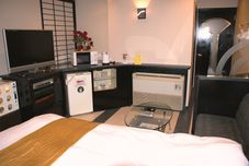 Others Hotel Sting - Adults Only