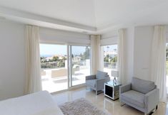 Others 7 Exquisite Villa Near Beach - Heated Pool