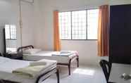 Others 6 Lumut Guesthouse Apartment Hotel