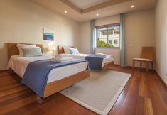 Khác 7 B27 - Luz Bay 2 Bedroom Apartment