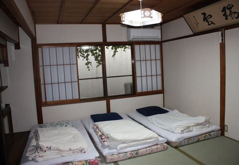 Others Riverside Takase