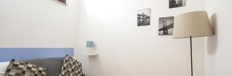 Lain-lain JOIVY Red Terraced Apartment