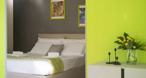 Others 2 JOIVY Vibrant Studio Near Train Station