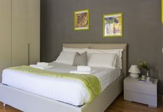 Others 6 JOIVY Vibrant Studio Near Train Station