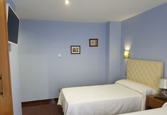 Others 7 Hostal Camelot