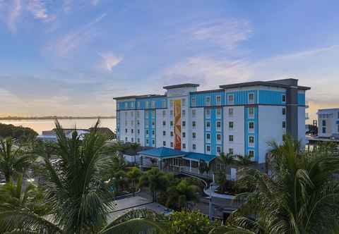 Others Compass Hotel by Margaritaville Anna Maria Sound