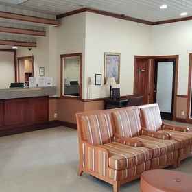 Lobby 1 Red Carpet Inn & Suites, Brandywine Shopping Center Hotels