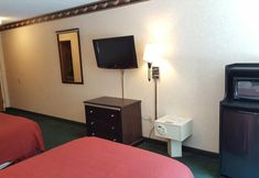 Others 5 Red Carpet Inn & Suites