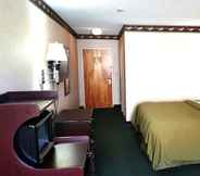 Lain-lain 7 Red Carpet Inn & Suites