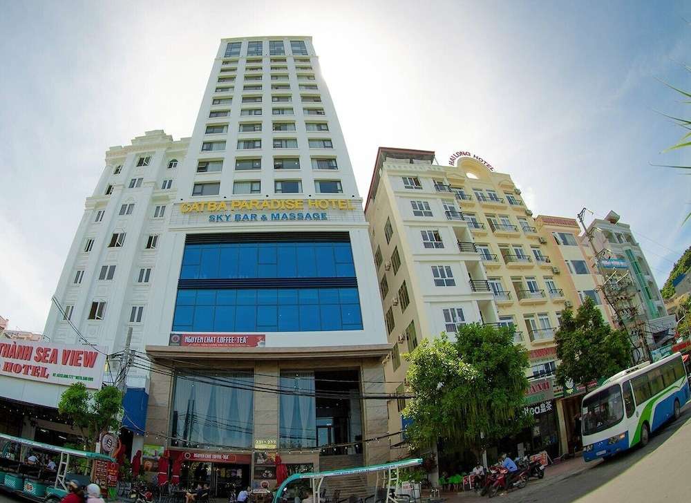 Khách sạn Cát Bà Paradise - Khách sạn Cát Bà 3 sao hồ bơi