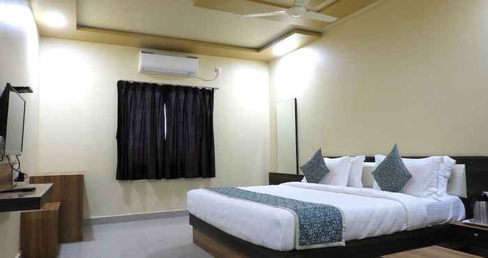 Others Hotel Daksh