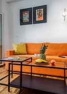 ภาพหลัก Modern and Stylish Renovated Flat, next to Metro