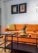 ภาพหลัก Modern and Stylish Renovated Flat, next to Metro