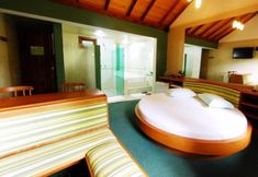 Others 3 Motel Tentação - Adult Only