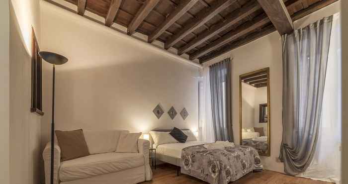 Others Fori Imperiali Elegant Apartment