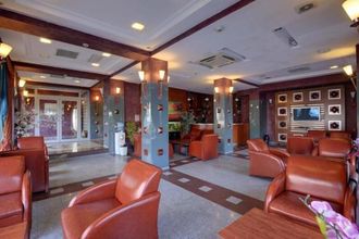 기타 4 Hotel Elegances