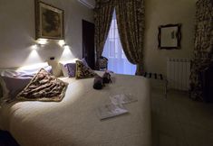 Others 3 Roma Royal Residence