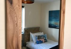 Lain-lain 3 2 Crown Barton - Glastonbury