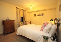 Others 3 Silver Lining - St Patrick Sq Apartment