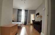 Others 7 Studio Apartment in South Kensington 4