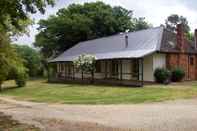 Others Colonial Inn Guest Rooms