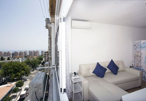 Lainnya Rainbow & Pool Apartment