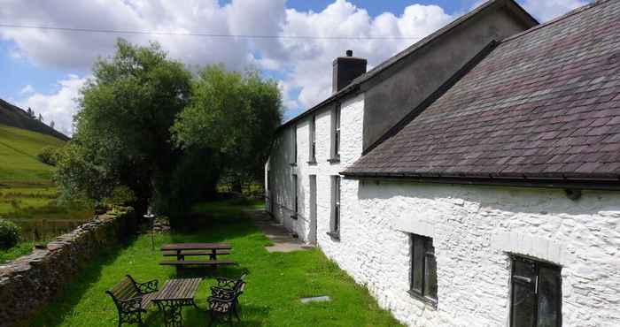 Others Dolgoch Hostel