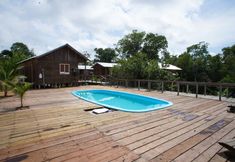 其他 2 Amazon Boto Lodge