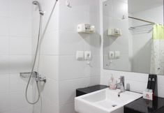 อื่นๆ 5 Comfortable Studio at Beverly Dago Apartment near ITB