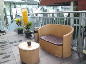 อื่นๆ 4 Comfortable Studio at Beverly Dago Apartment near ITB