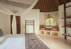 Others 5 Mana Earthly Paradise