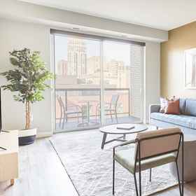 Imej utama 1 Sonder at Vicinity, ミッドウェイ・スタジアム ホテル