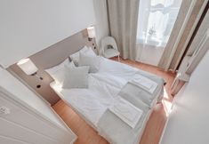 Others 3 Hamnhotellet