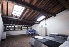 Others 7 La Fabbrica