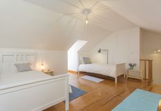 Others 7 Spacious Alfama Duplex, By TimeCooler