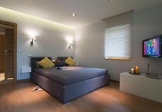 Lain-lain 4 Apart-Center Pod Orlem II