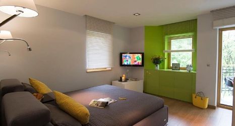 Lain-lain 2 Apart-Center Pod Orlem II