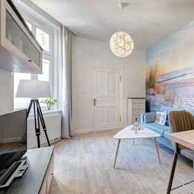 Lobby sitting area1多姆豪斯飯店 - 蒙特卡西諾市中心公寓，Sklep Charytatywny LukLuk飯店