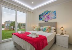 Others 2 Orka World F1 Apartment