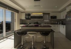 Others 6 White Elegance 2C