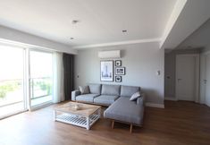 Others 6 Elia Apartments Side