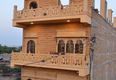 Lain-lain Aapni Haveli