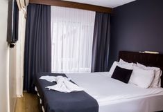 Lain-lain 4 Hotel Cesmeli